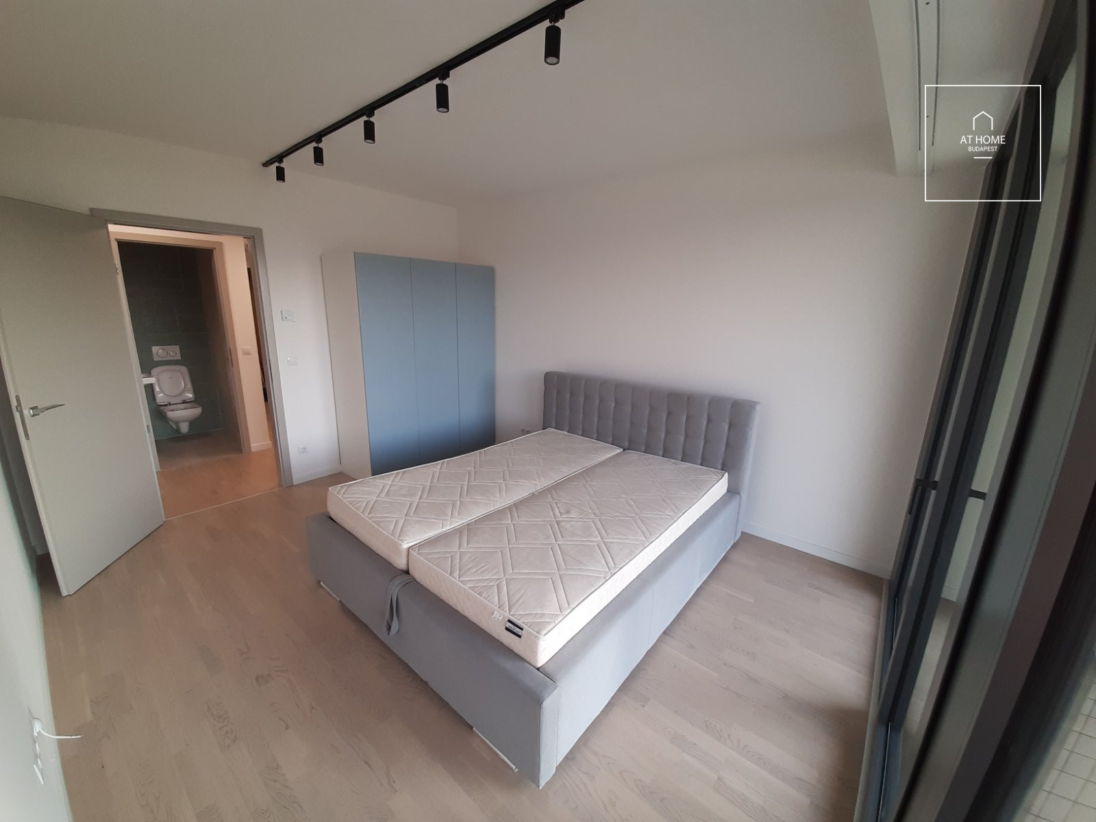 Newly built apartment  in Budapest 13th District with Danube panorama