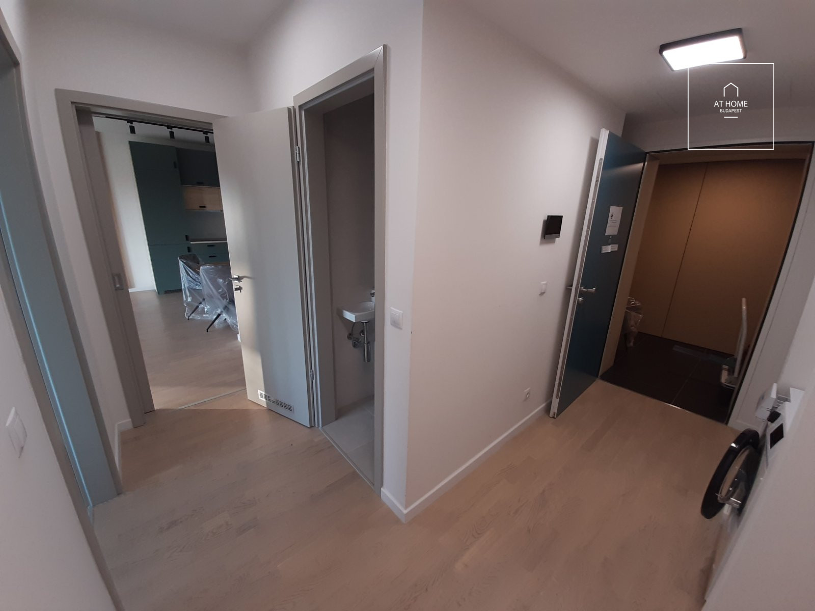 Newly built apartment  in Budapest 13th District with Danube panorama