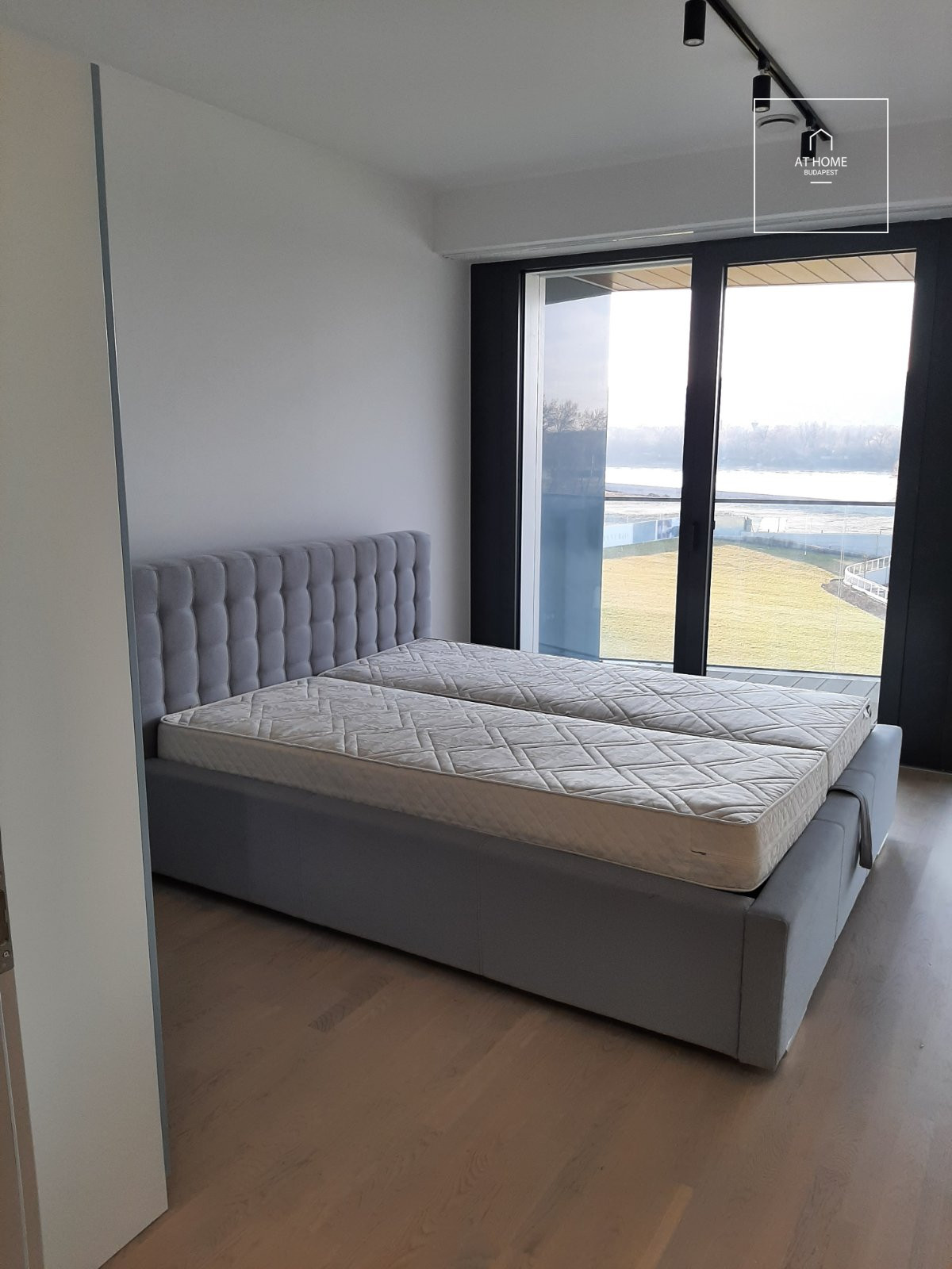 Newly built apartment  in Budapest 13th District with Danube panorama
