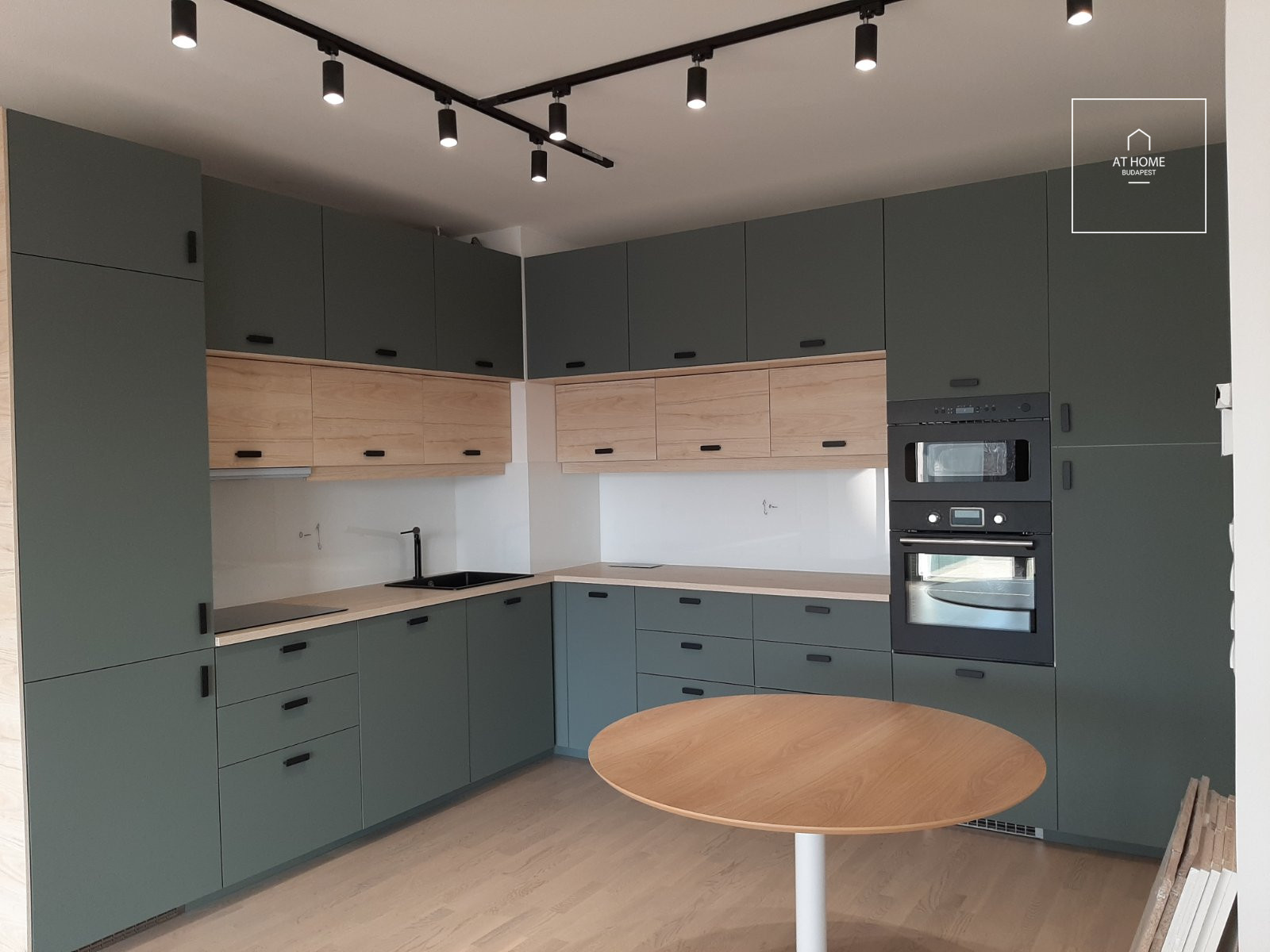 Newly built apartment  in Budapest 13th District with Danube panorama