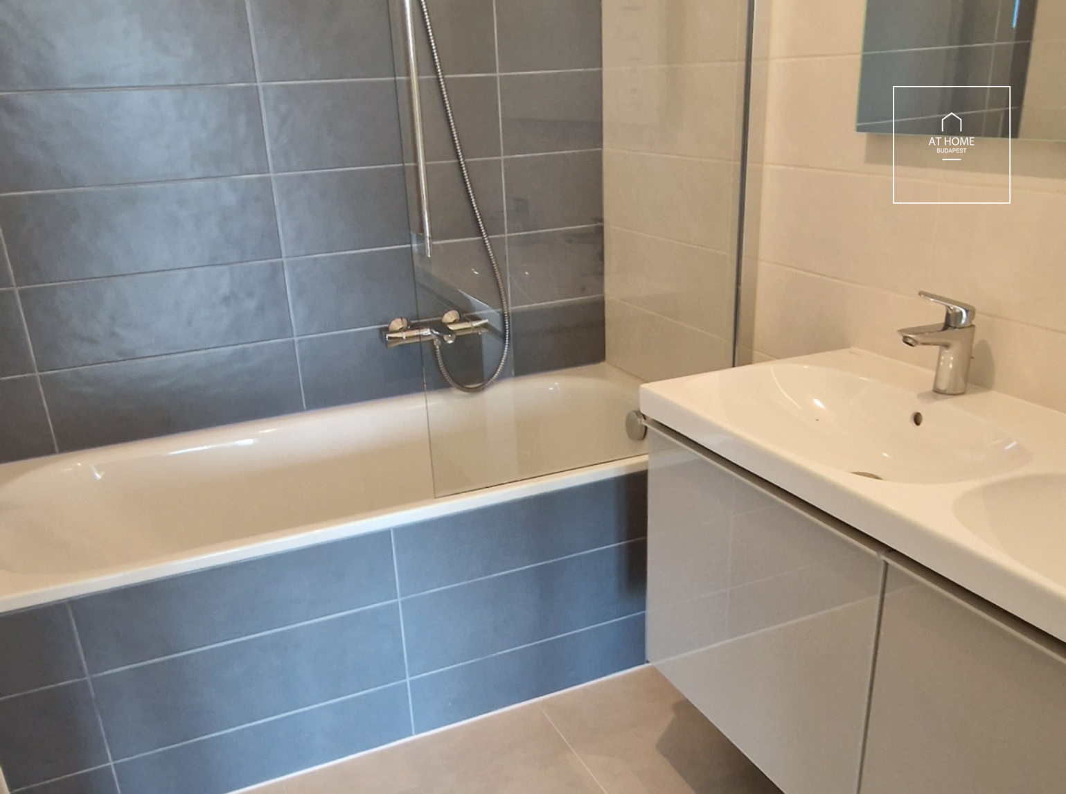 Newly built apartment in Budapest 13th District with Danube panorama