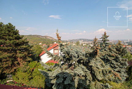 Semi-detached house for sale in the 11th district of Budapest, Sasad with a view of Gellért Hill