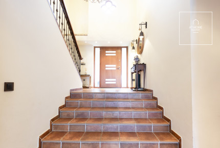 Exclusive house for sale in the 3rd district of Budapest