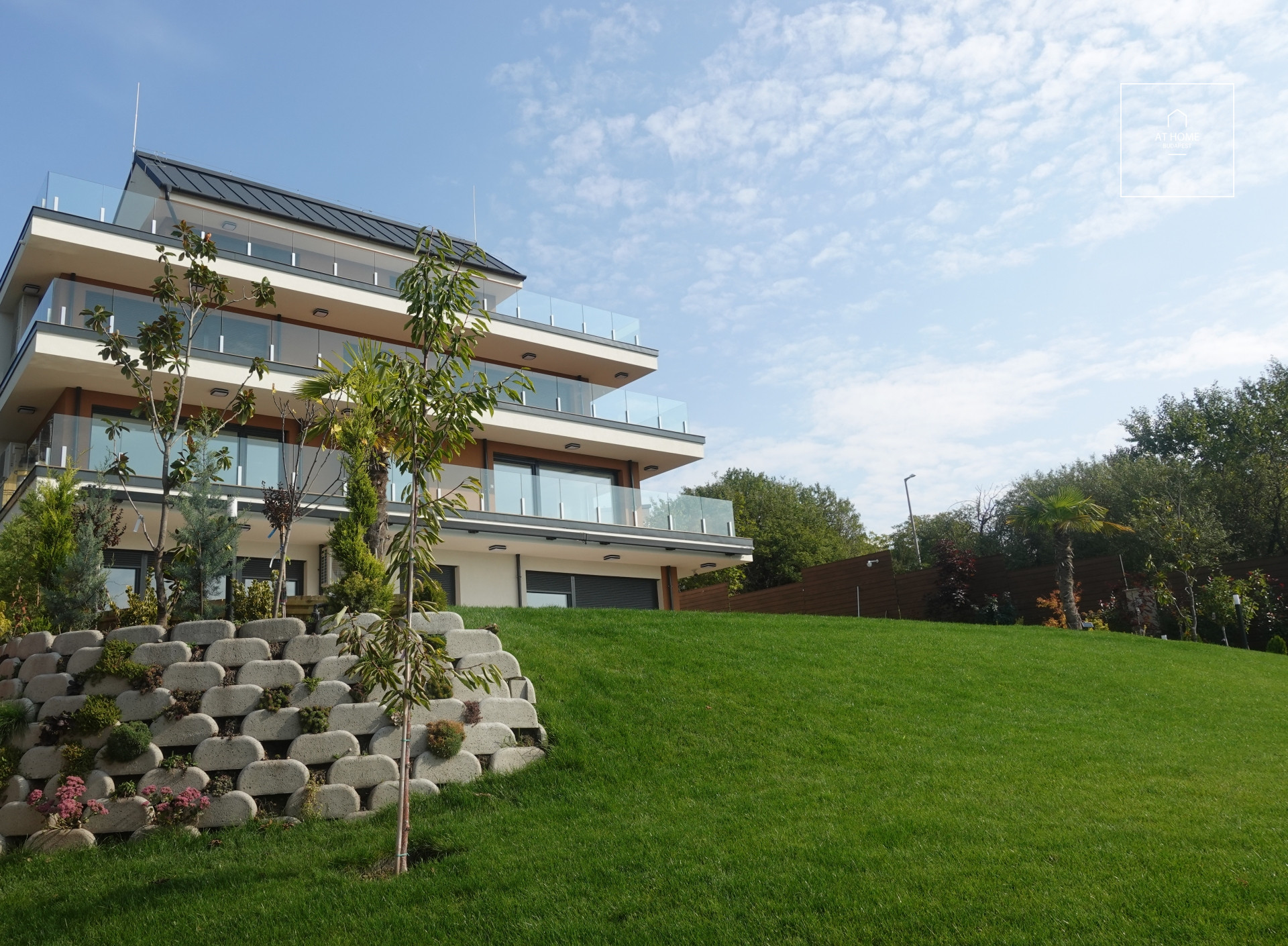 Newly-built penthouse with panoramic view in Budapest 11th district, Madárhegy