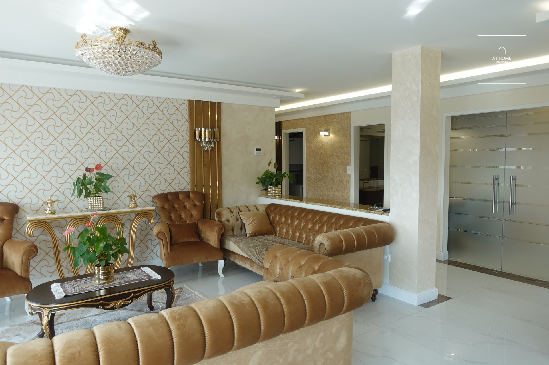 Exclusive, Like-New 3-Apartment Condominium for Sale in District XI, Gazdagrét – Premium Quality, Panoramic Views,  Pool