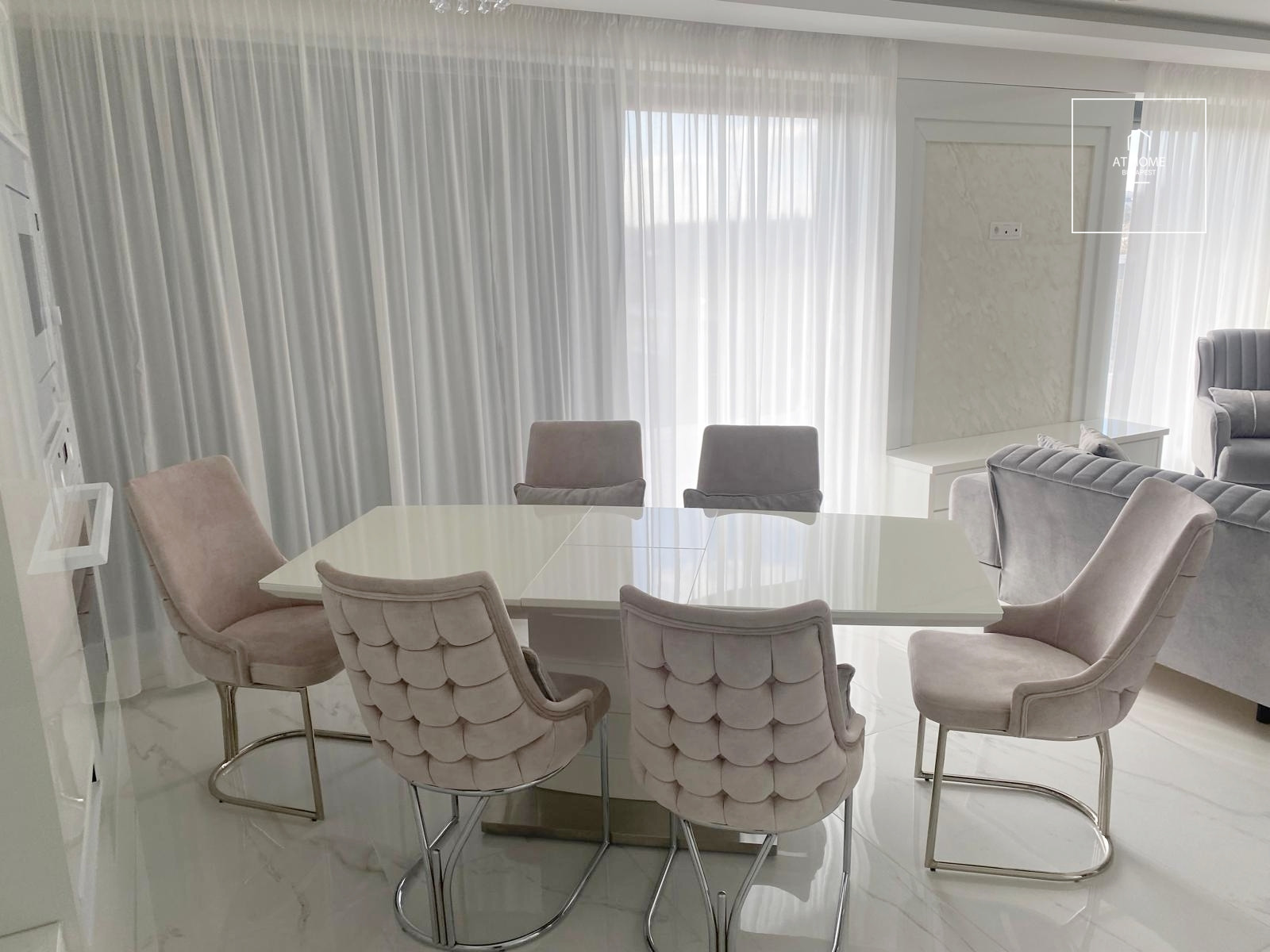 Exclusive, Like-New 3-Apartment Condominium for Sale in District XI, Gazdagrét – Premium Quality, Panoramic Views,  Pool