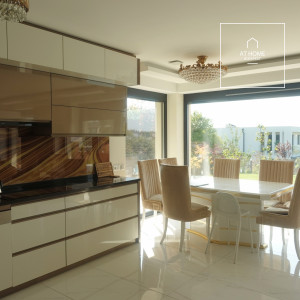 Exkluzív, újszerű 3 lakásos társasház eladó a XI. kerületben, Gazdagréten – prémium kivitelezés, panoráma, medence