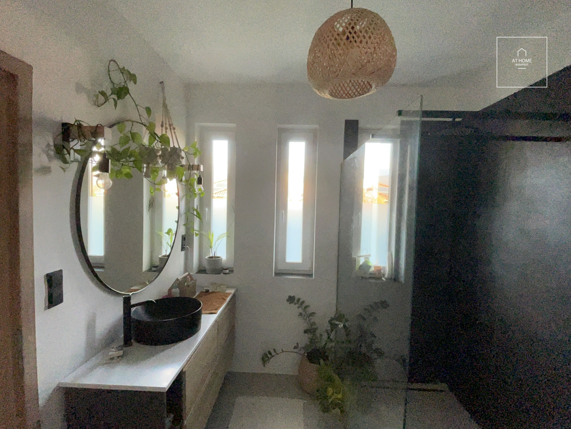 Semi-detached house for rent II/A Budapest Üröm