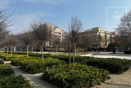 Újlipótváros patinás részén Dunai panorámás luxuslakás kiadó Budapest, XIII. kerület