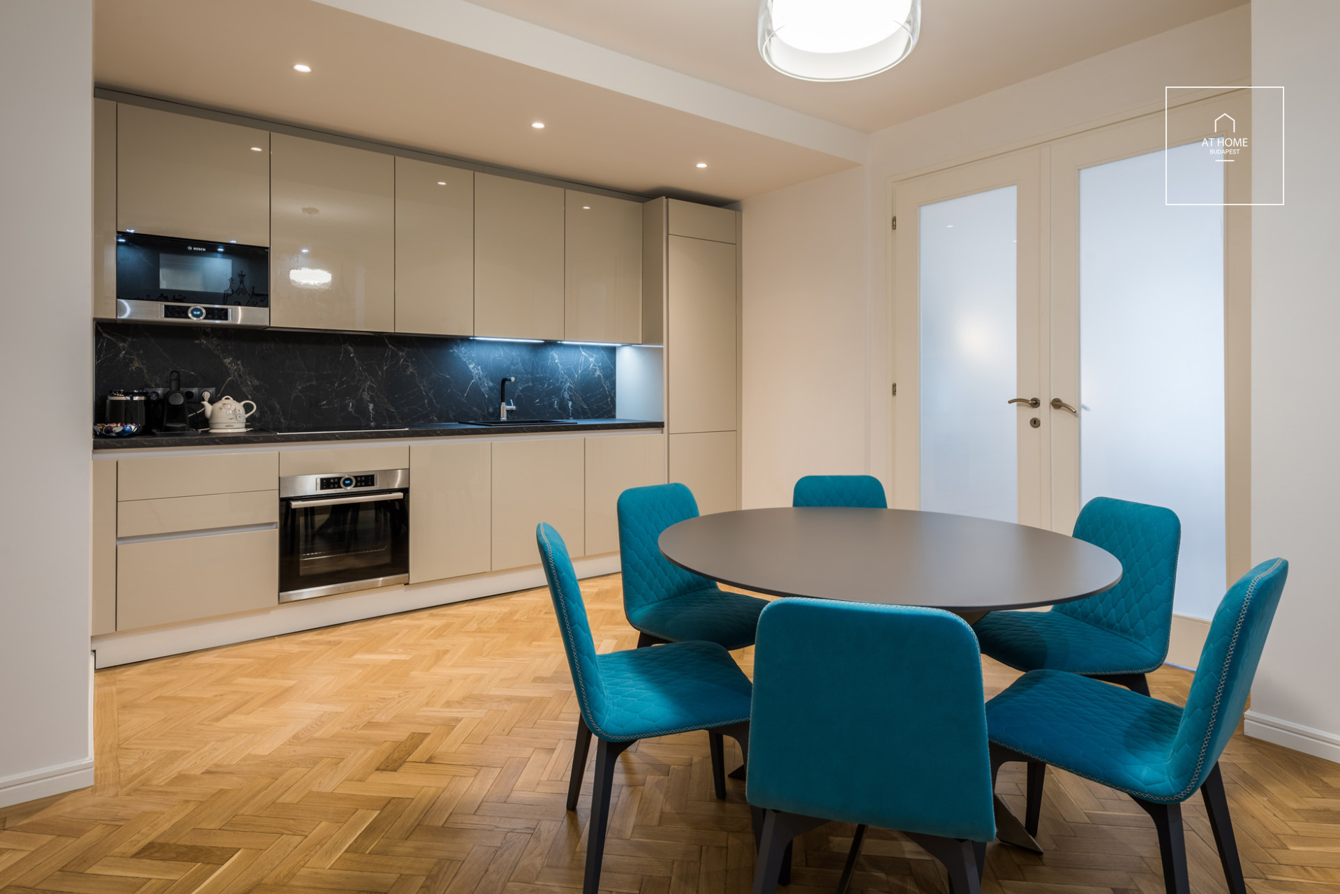 Exclusive classic apartment for rent Budapest I. district, Vár