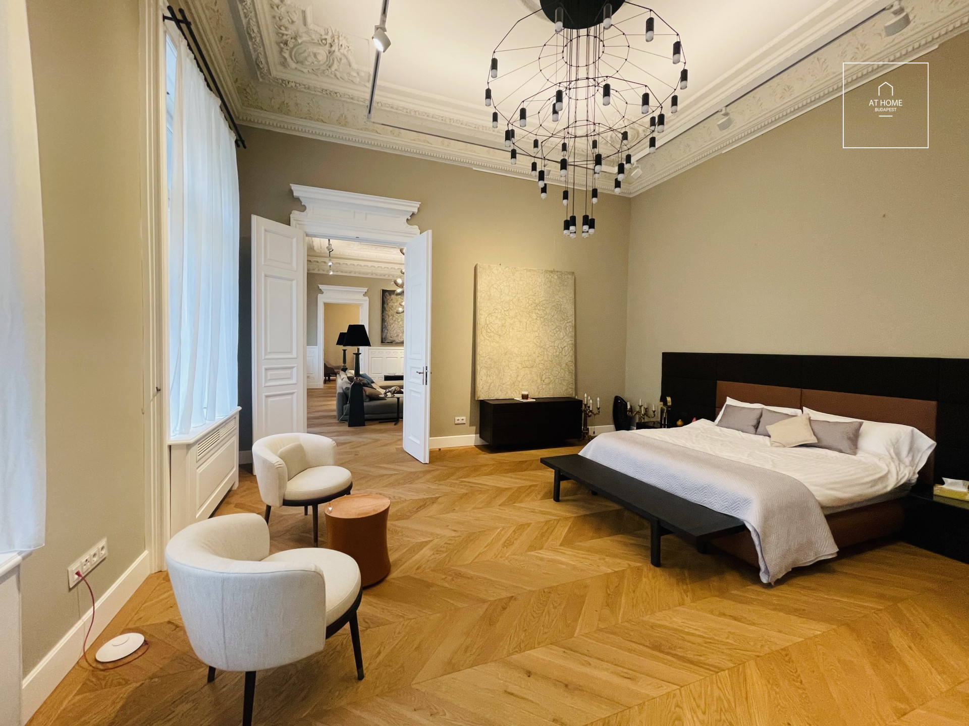 Representative luxury property for rent in Budapest VI. district