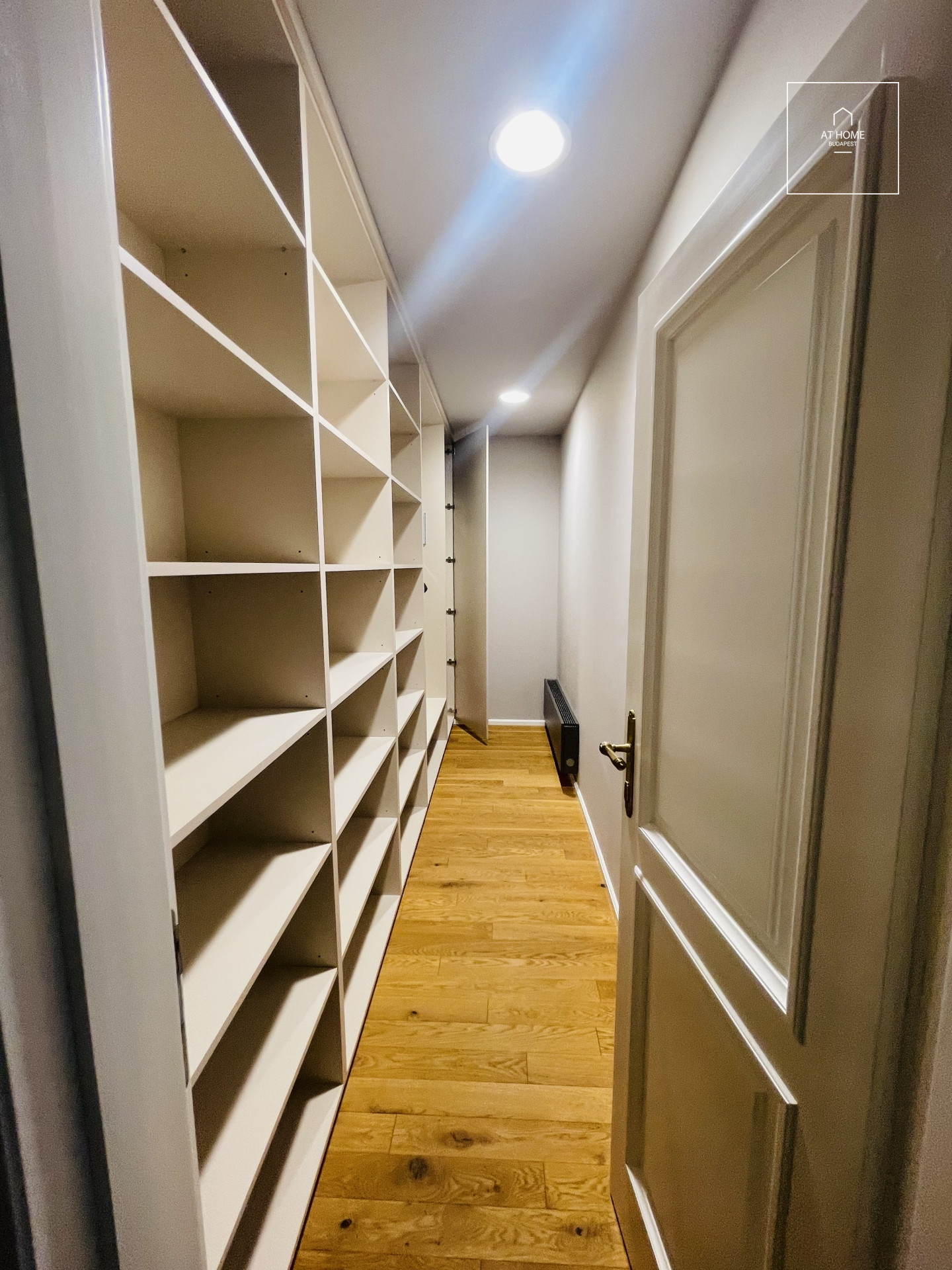 Representative luxury property for rent in Budapest VI. district