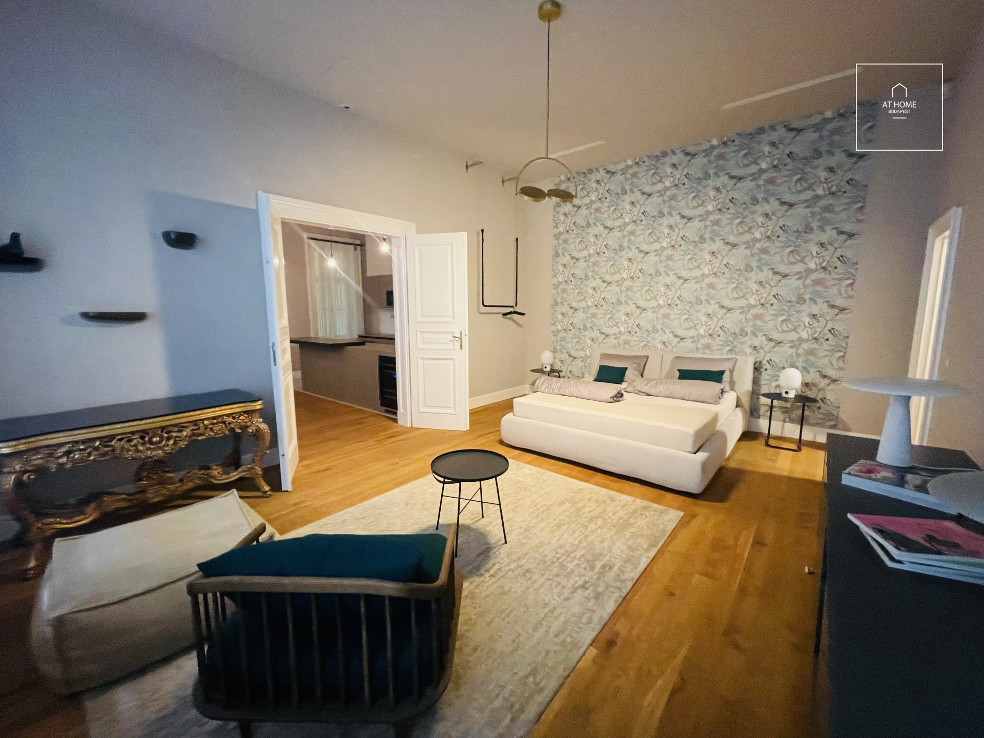 Representative luxury property for rent in Budapest VI. district