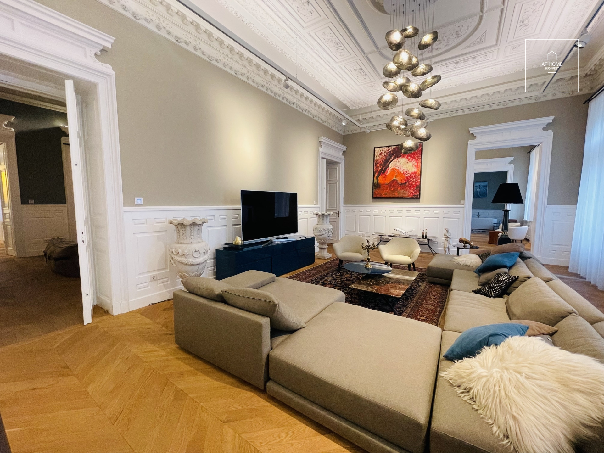 Representative luxury property for rent in Budapest VI. district