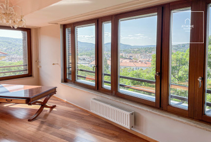 3-bedroom elegant apartment for rent, Budapest 1st district, Buda Castle District