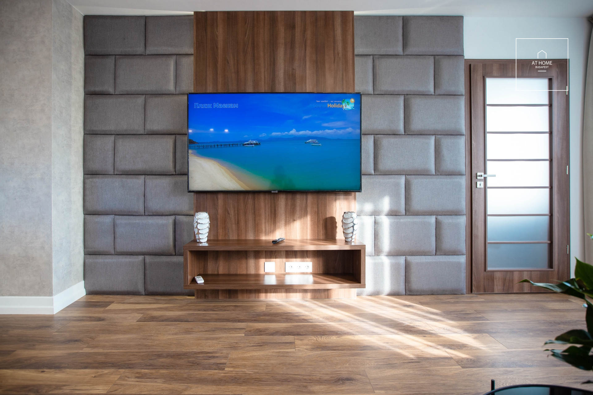 Circular panoramic exclusive apartment in the 1st district of Budapest