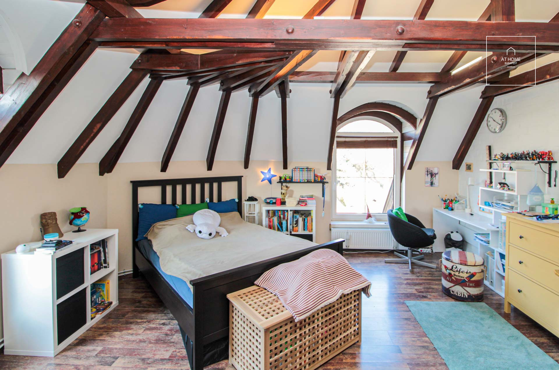 Lovely, 2 level apartment with pool and garden access Budapest 2nd district