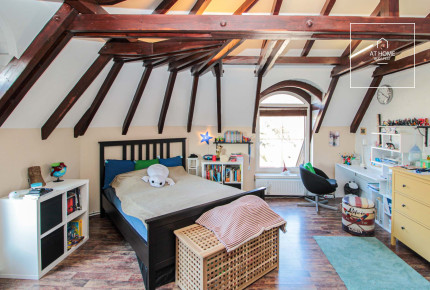 Lovely, 2 level apartment with pool and garden access Budapest 2nd district