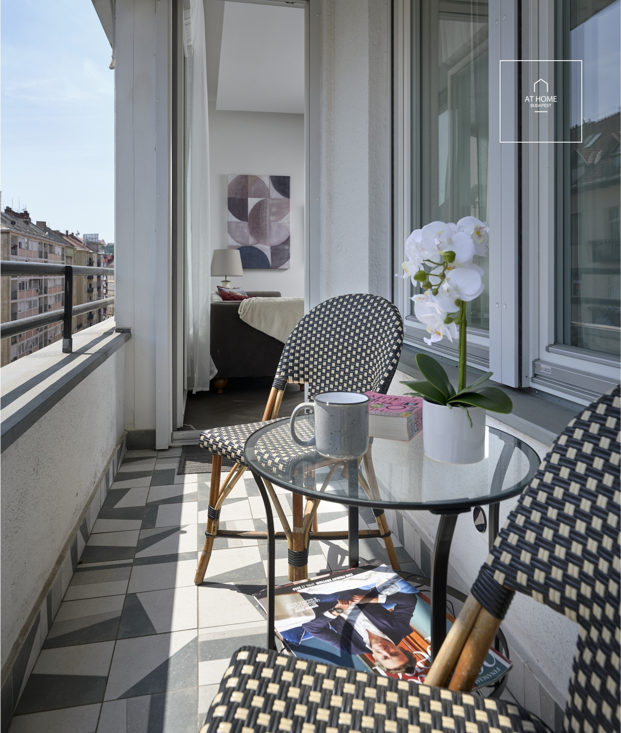 A studio apartment is available for rent  in 2nd district of Budapest ,  Országút