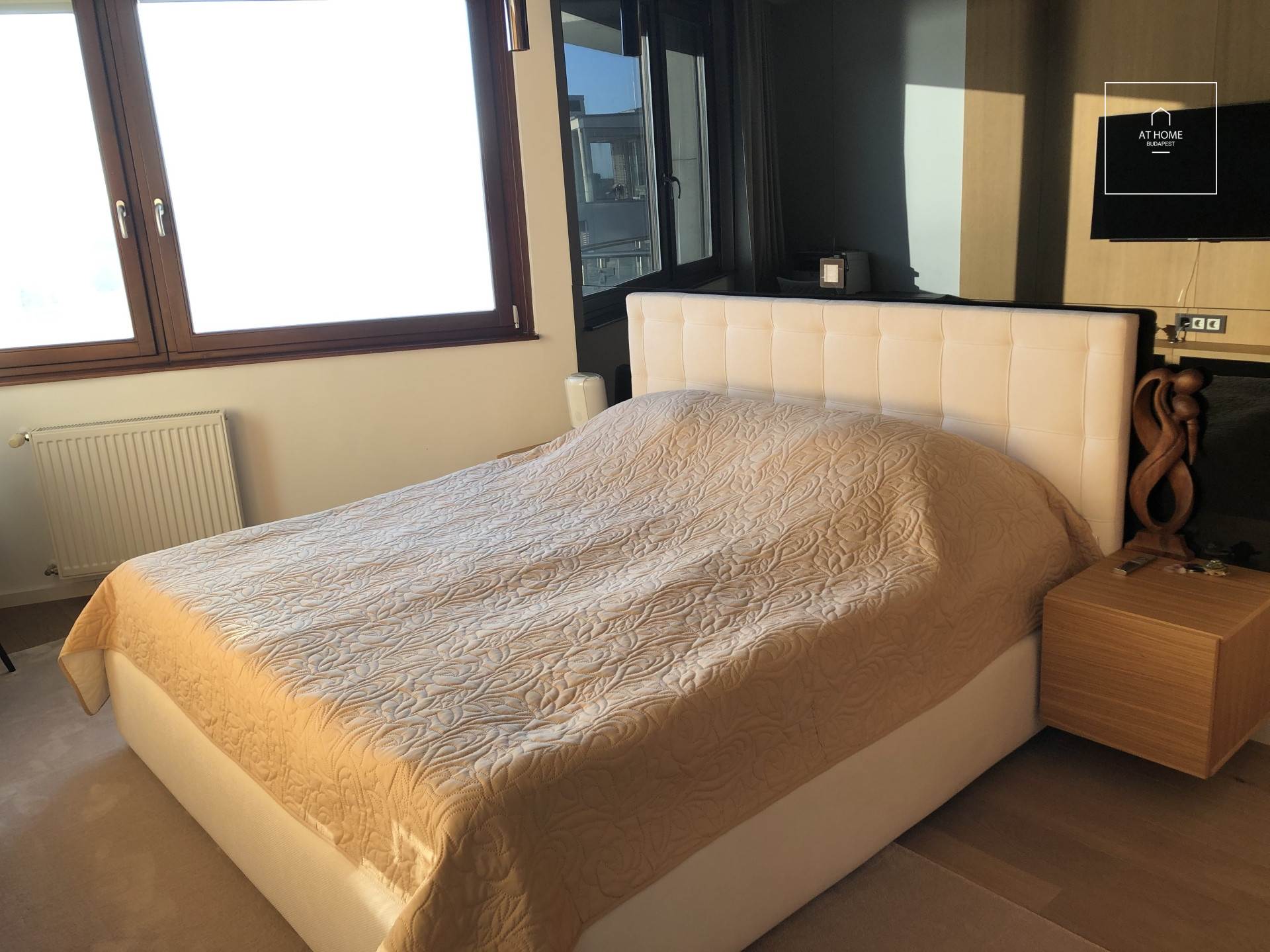 Exclusive luxury apartment for rent in Budapest, District XIII, Vizafogó.