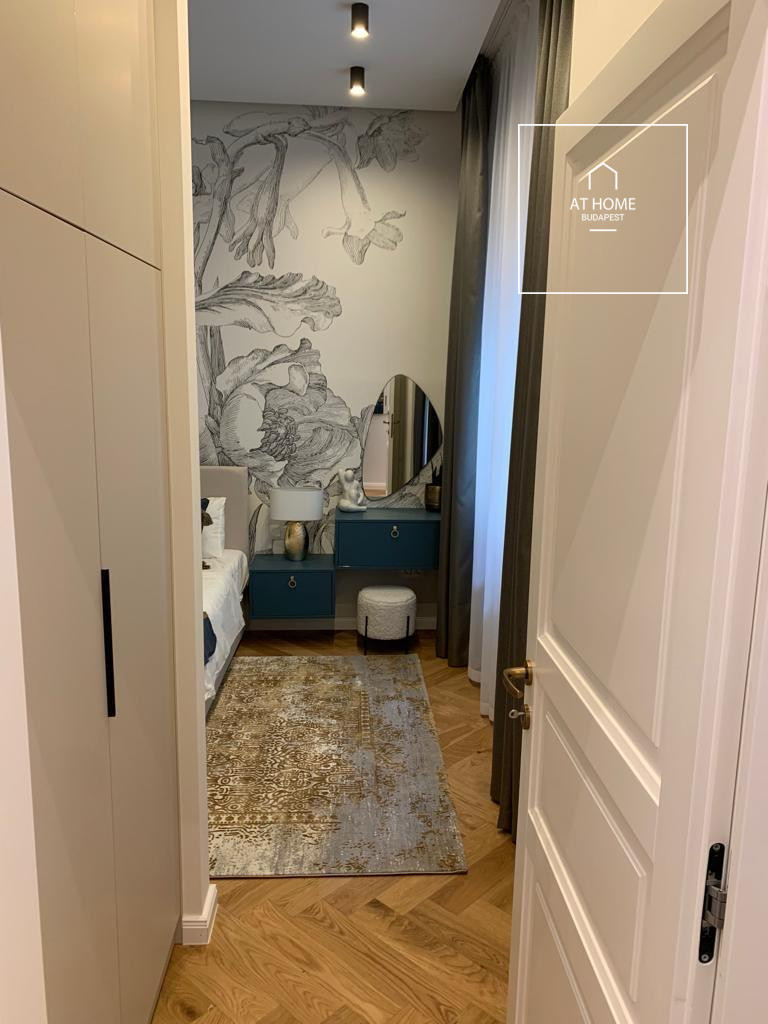 Premium three-bedroom apartment available for rent in the city center Budapest 5th district