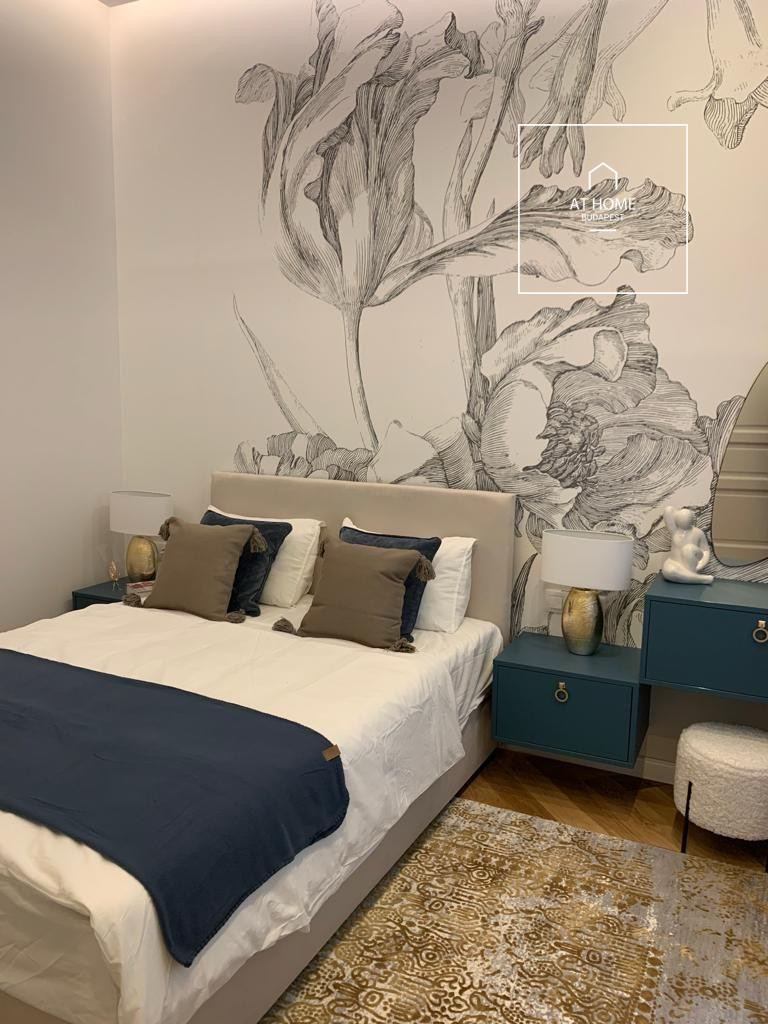 Premium three-bedroom apartment available for rent in the city center Budapest 5th district