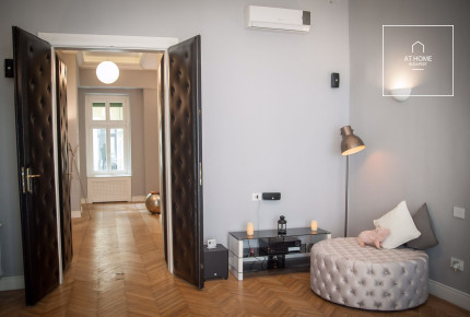 Two-bedroom, renovated apartment available for rent in Budapest, 5th district, Lipótváros