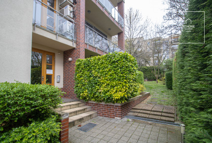 Sunny, three-bedroom apartment for rent in the 2nd district of Budapest, Zöldmál.