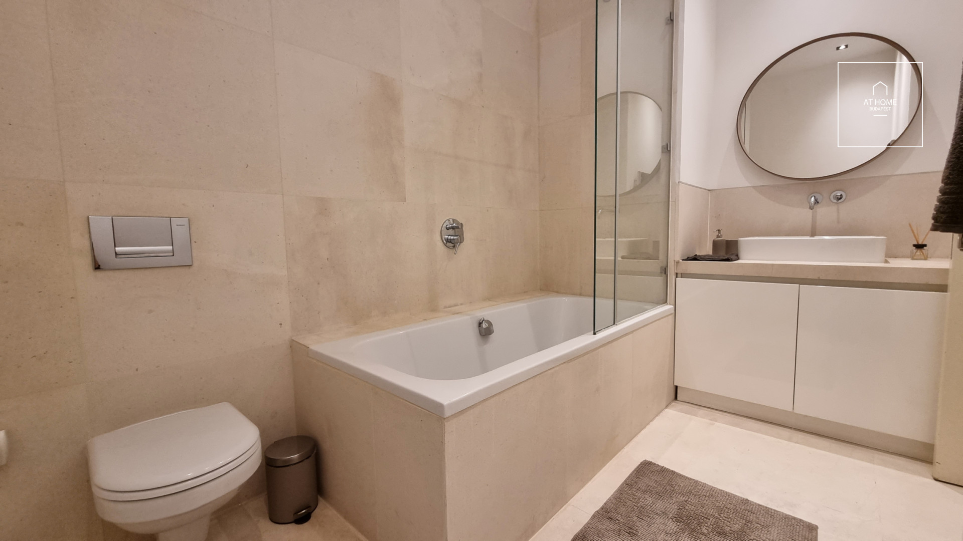 Luxurious apartment with two bedrooms in the V. district, Lipótváros for rent