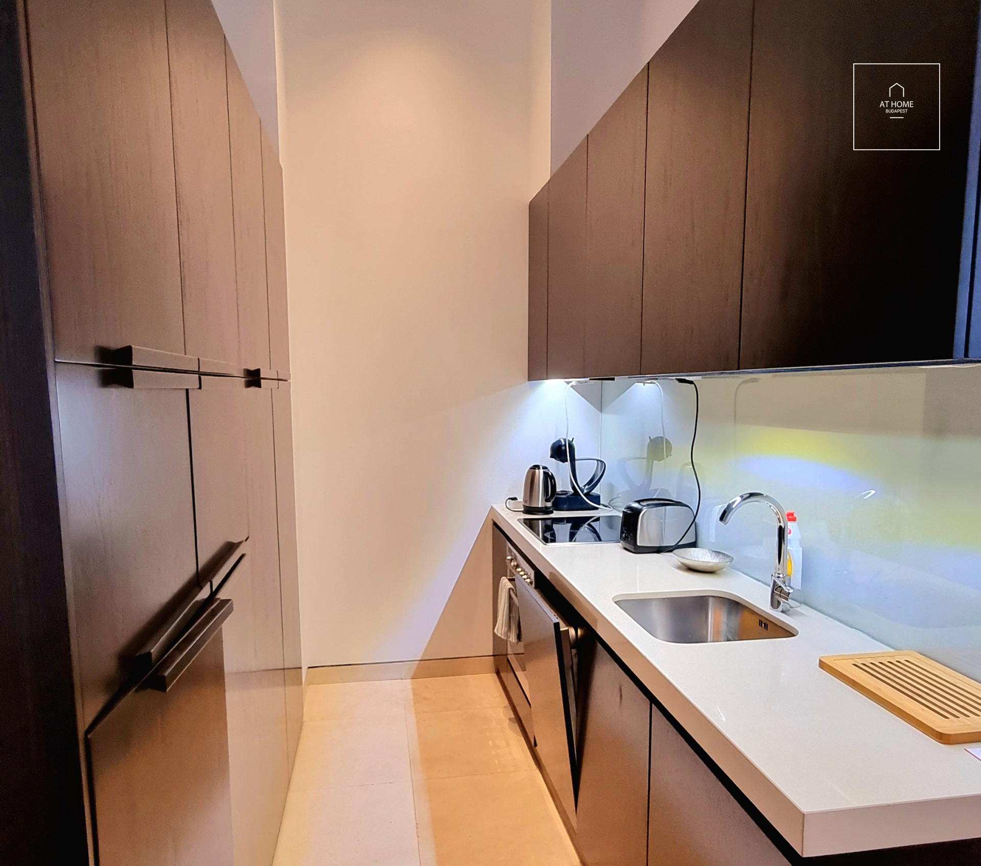 Luxurious apartment with two bedrooms in the V. district, Lipótváros for rent