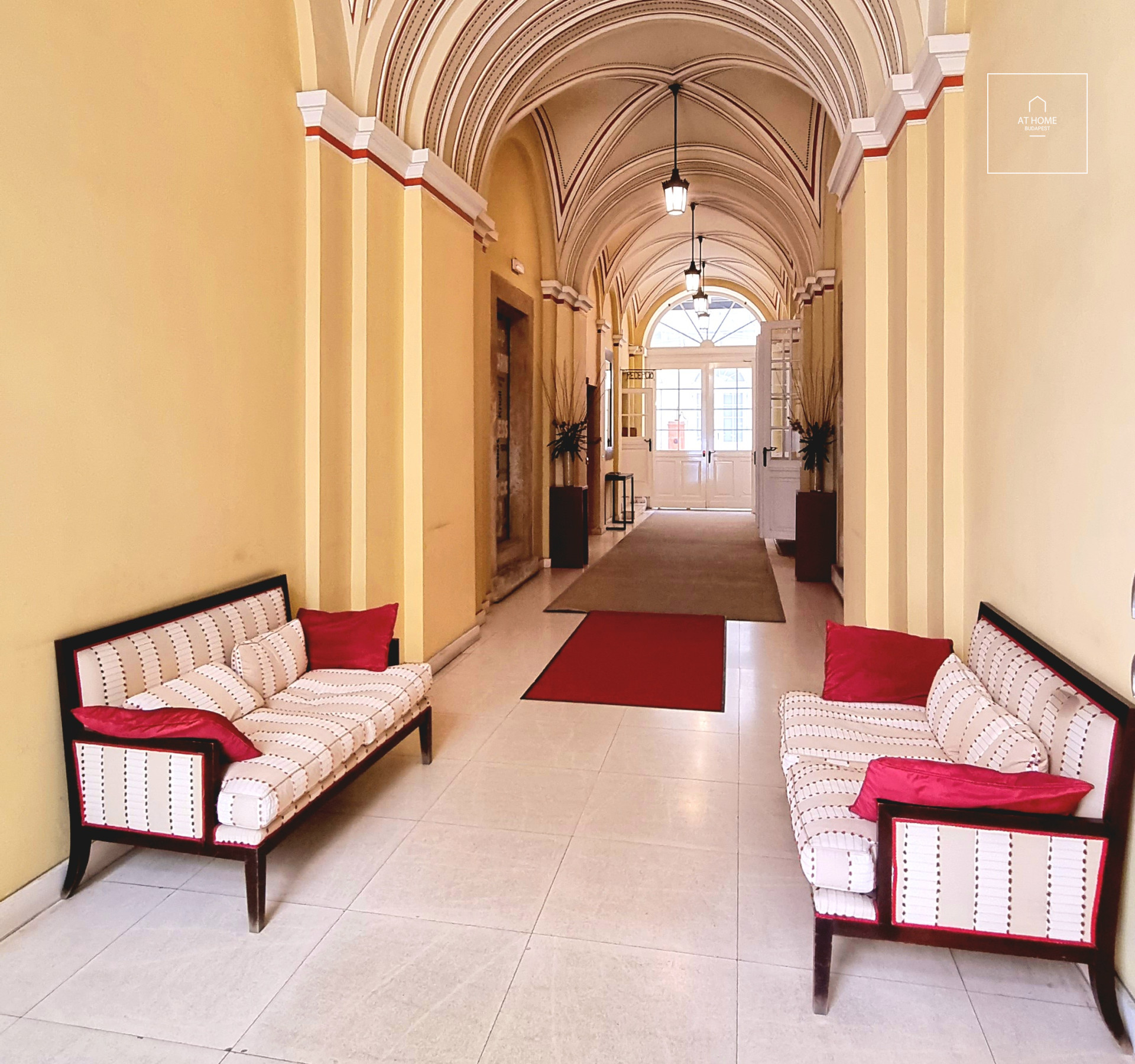 Luxurious apartment with two bedrooms in the V. district, Lipótváros for rent