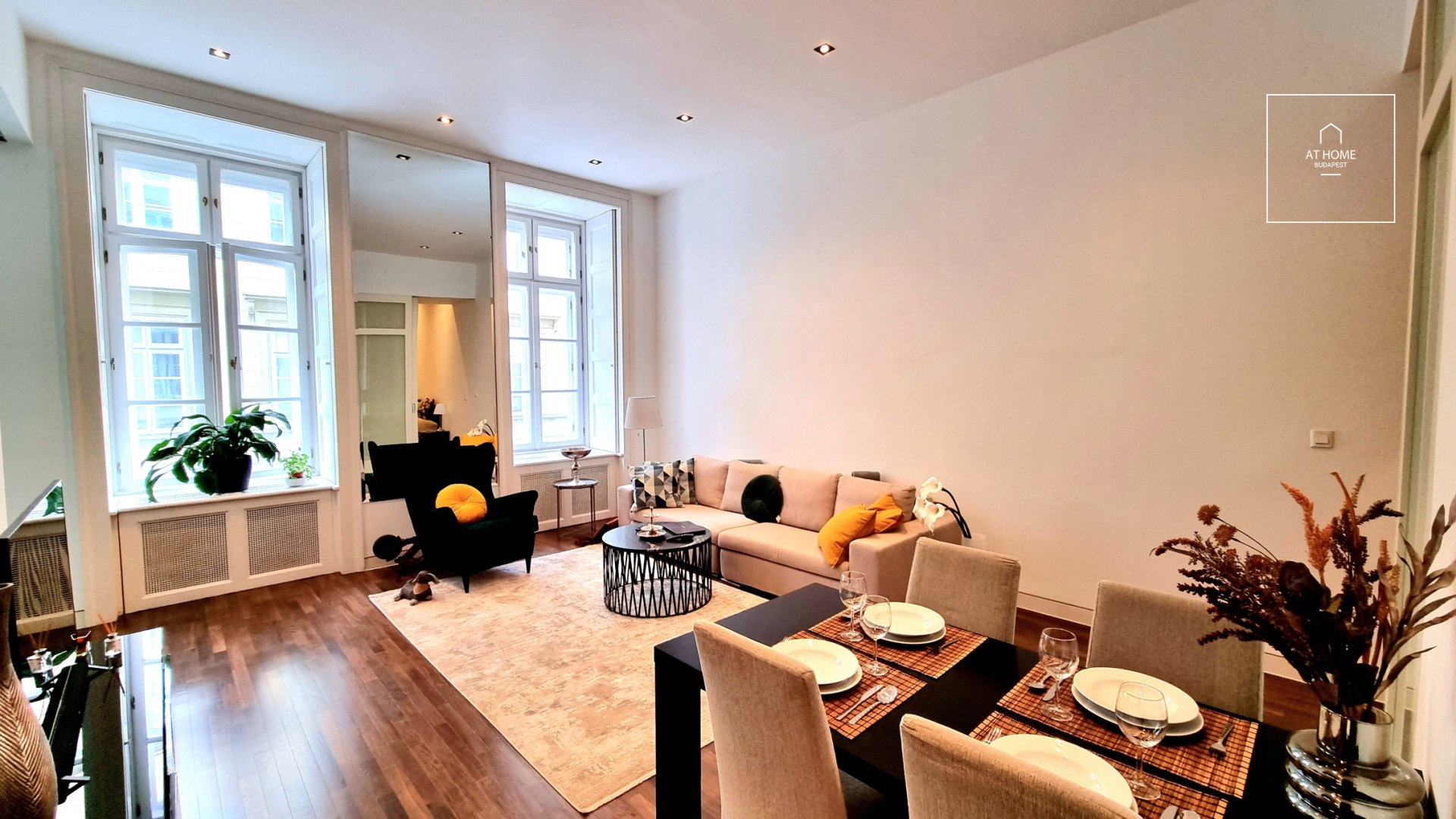 Luxurious apartment with two bedrooms in the V. district, Lipótváros for rent