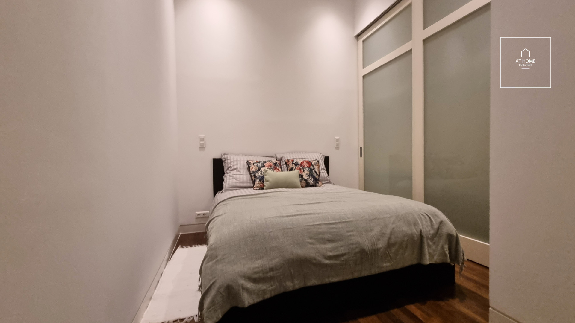 Luxurious apartment with two bedrooms in the V. district, Lipótváros for rent