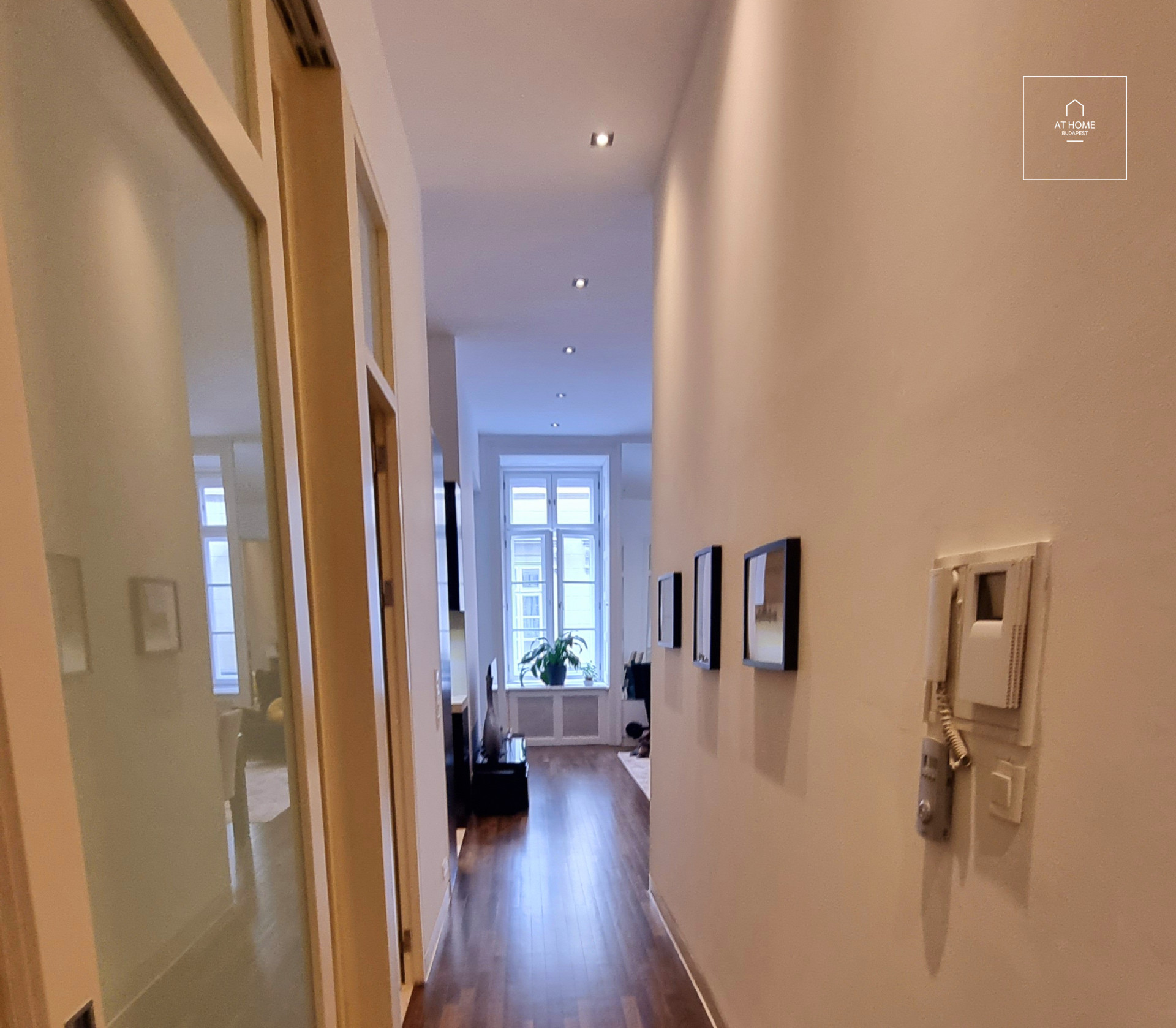 Luxurious apartment with two bedrooms in the V. district, Lipótváros for rent
