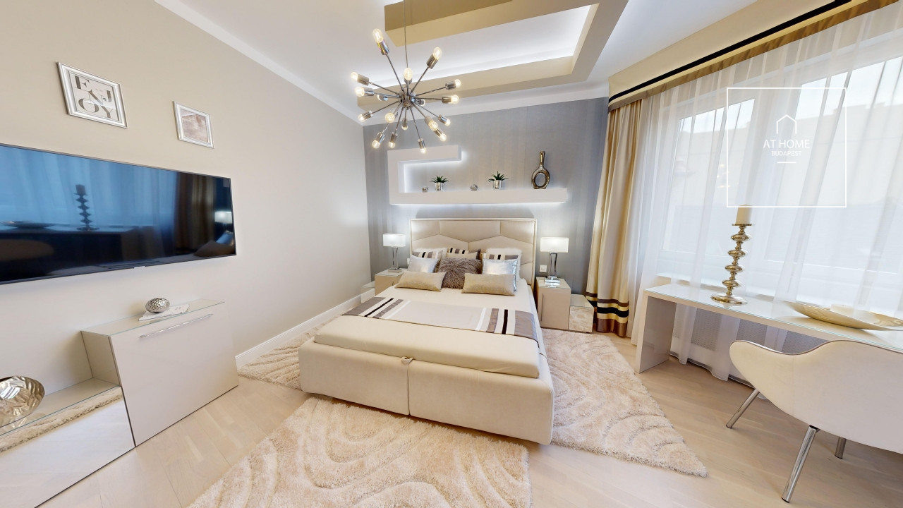 Three-bedroom luxury apartment in the 5th district of Budapest, Downtown