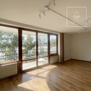 Apartment with view of the Danube for sale in district 9 of Budapest