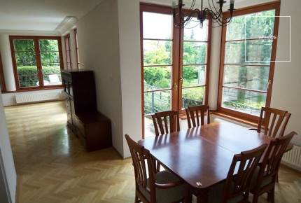 Garden-connected apartment for rent Budapest II. district, Szépvölgy