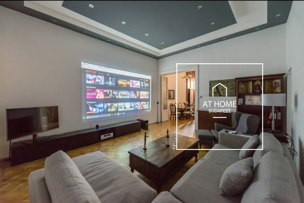 Refurbished classical apartment for sale in the 6th district of Budapest, Terézváros.