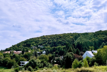 Newly built, garden-connected panoramic detached house for sale in the 2/A district of Budapest, Budaliget