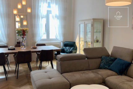 Premium refurbished classical apartment for rent in the 5th district of Budapest, Lipótváros