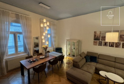 Premium refurbished classical apartment for rent in the 5th district of Budapest, Lipótváros