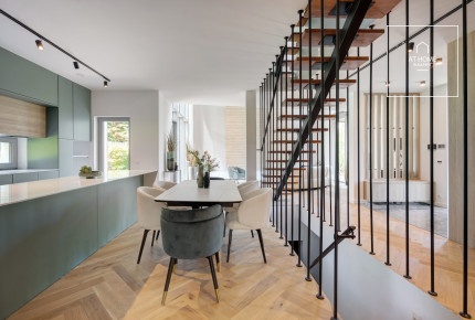 A newly built, panoramic luxury family house is for sale in the 2nd district of Budapest, Zöldmál