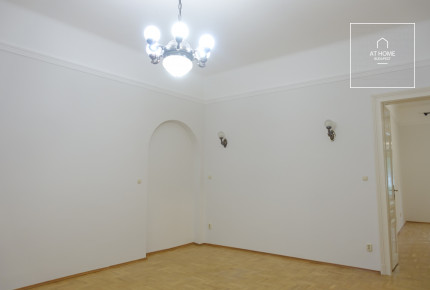 Apartment for rent in Budapest, District VI, Terézváros.