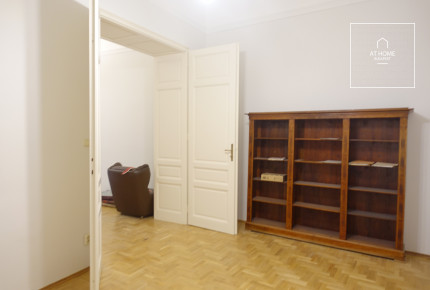 Apartment for rent in Budapest, District VI, Terézváros.