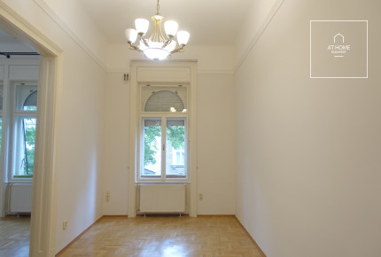 Apartment for rent in Budapest, District VI, Terézváros.