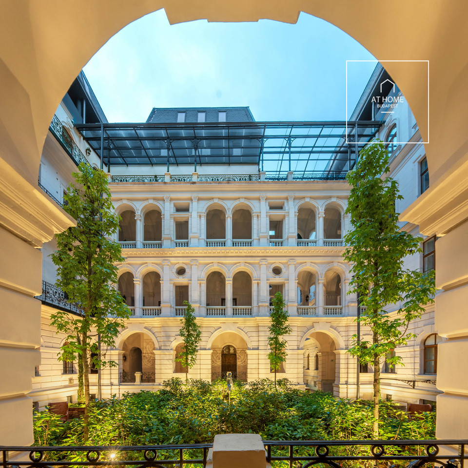 Luxuslakás kiadó  a belváros elegáns neoreneszánsz palotájában Budapest VI. kerület, Terézváros