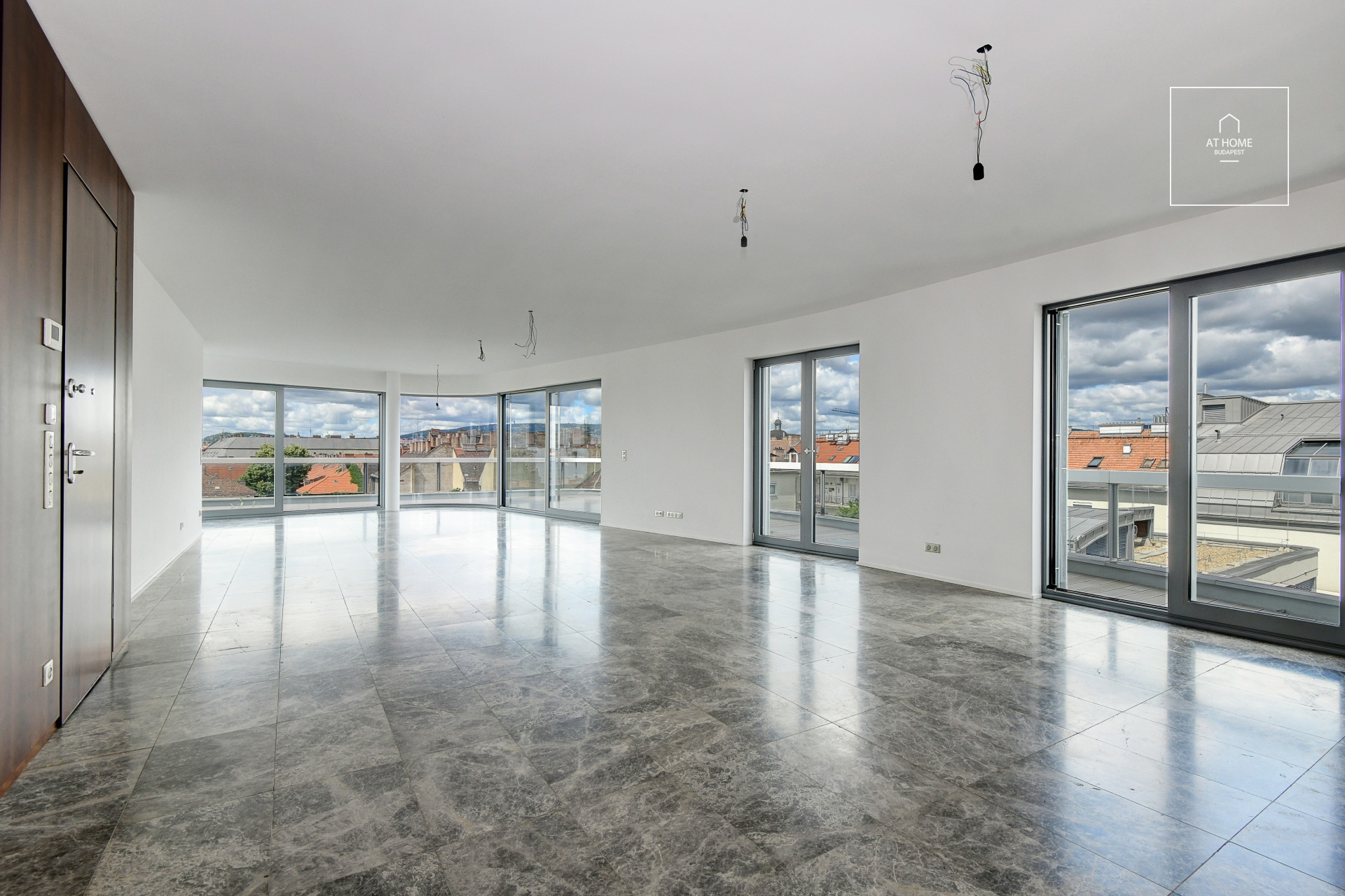Új építésű penthouse luxuslakás kiadó Budapest VI. kerület, Terézváros
