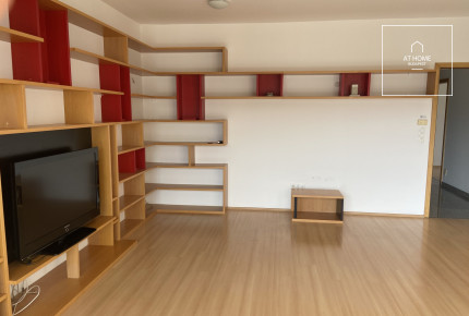 Modern three-bedroom apartment for rent in a residential complex in District II, Törökvész, Budapest