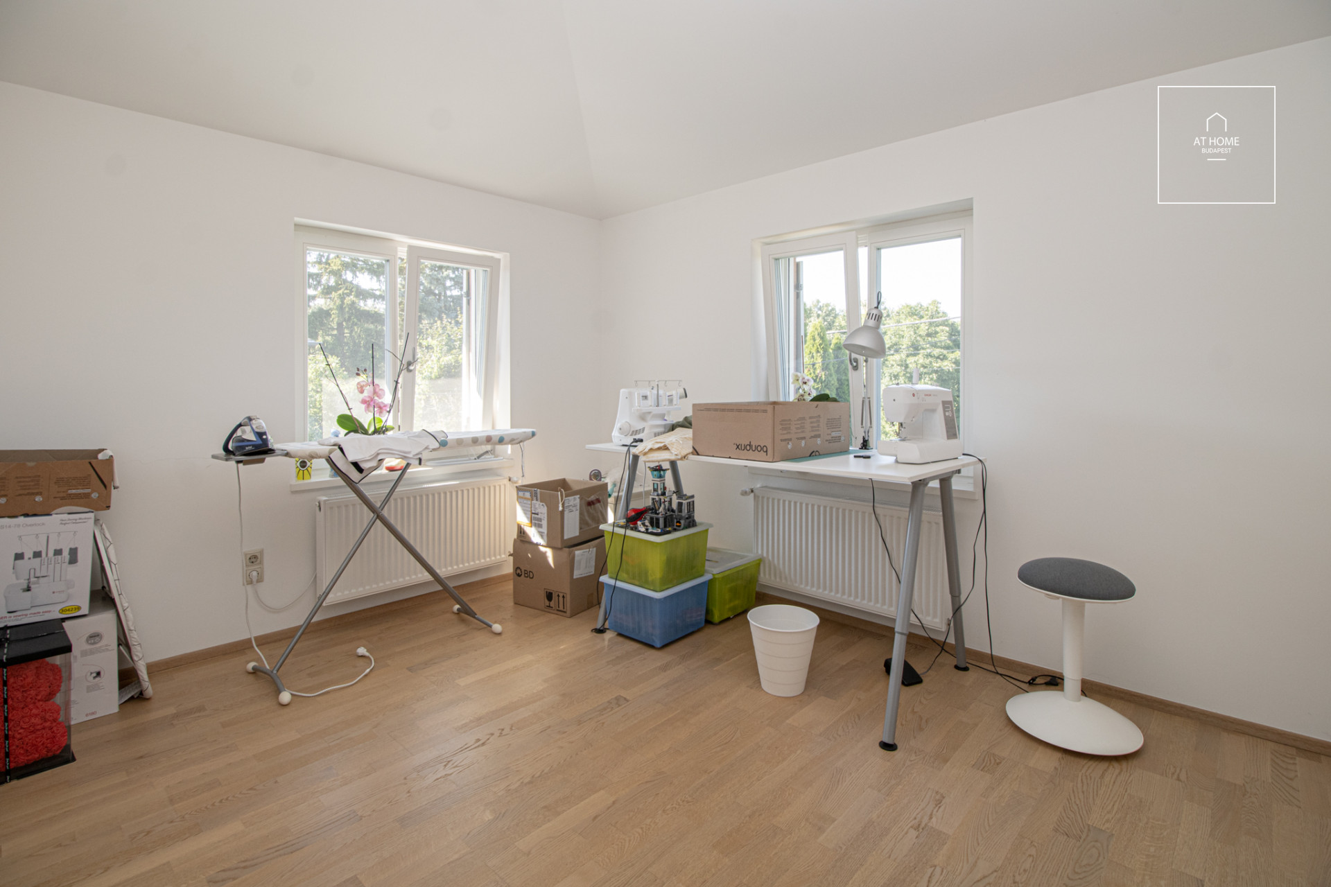 Új építésű három szintes prémium villa kiadó Budapest XII. kerület, Normafa