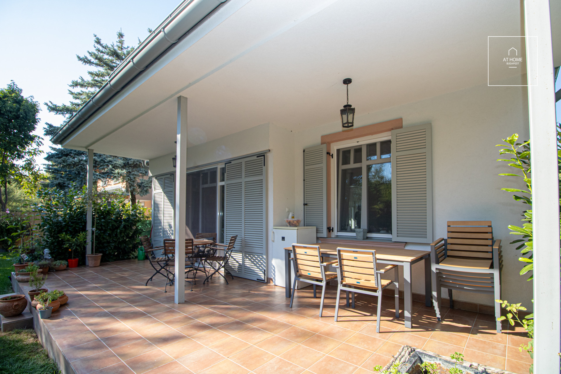 Newly built three-story premium villa for rent in the 12th district of Budapest, Normafa